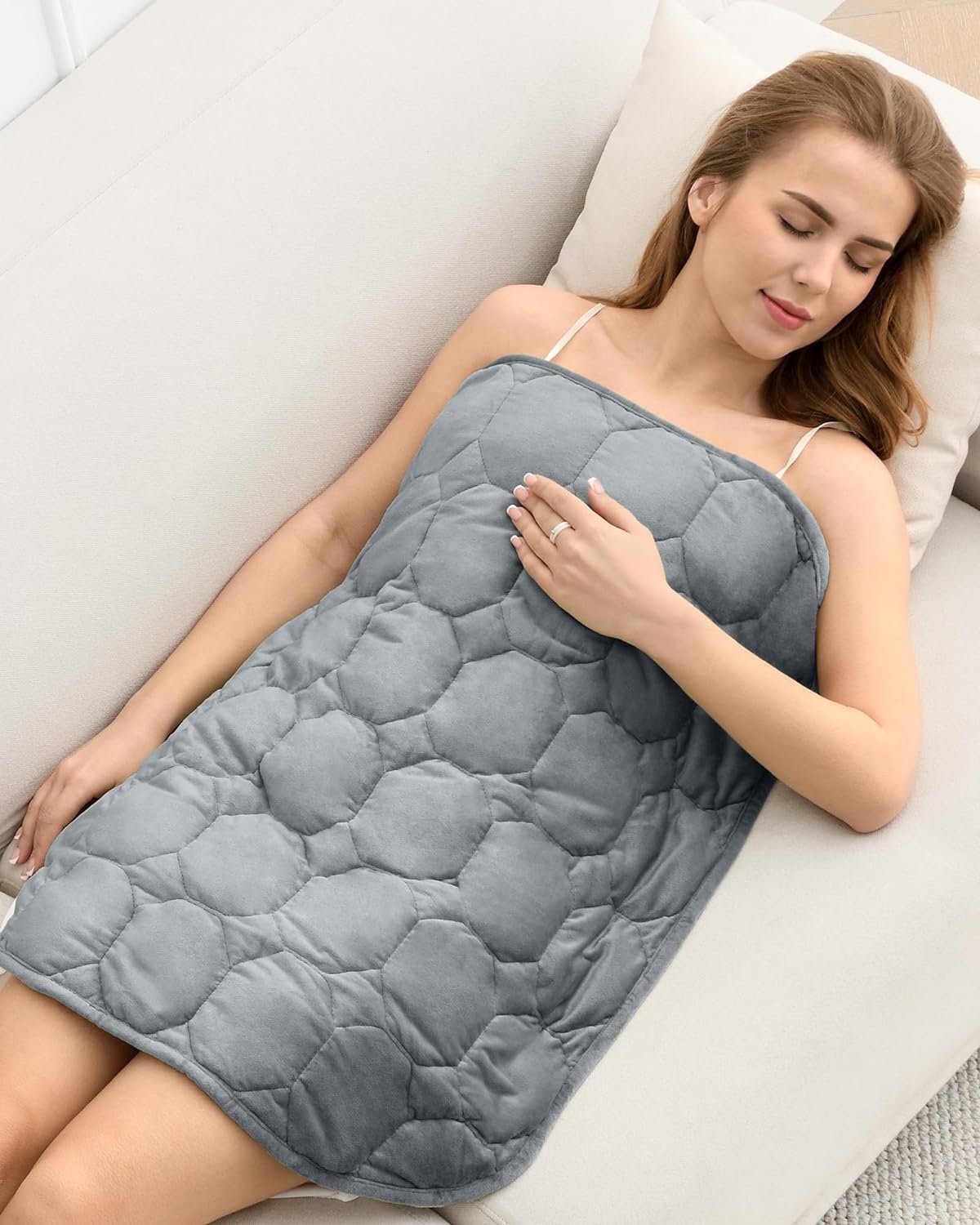 Cottonblue Weighted Lap Blanket 7lbs, Cozy Luxury Crystal Velvet Weighted Blanket for Adults, Small Weighted Blanket for Relaxation, Sleeping, Travel, Grey, 29″ x 24″